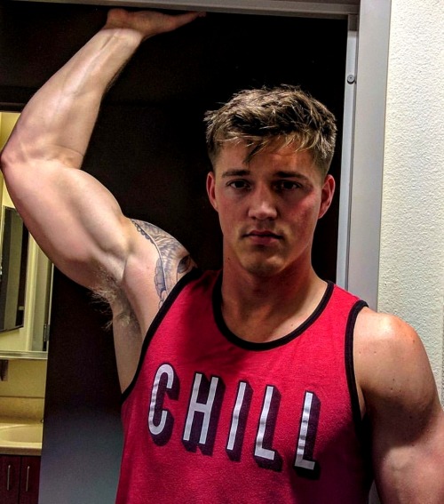 Sex chettbro:USMC “This Marine Lives For Lifting” pictures