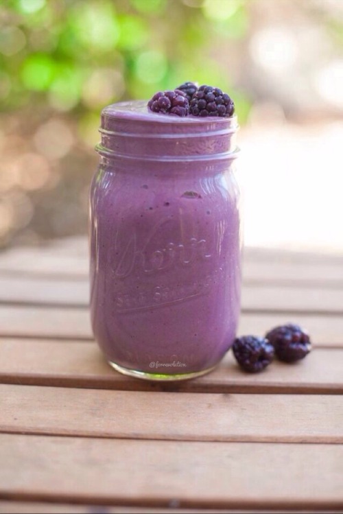 forrevolution: Blackberry, mango, pineapple &amp; banana w/ almond milk smoothie. I really need 