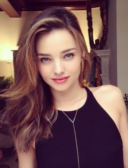 that-pretty-face:Miranda Kerr