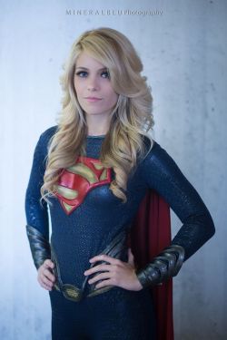 Kamikame-Cosplay:    Laney Jade As Super Girl At Nycc 2015Photo By  Mineralblu Photography