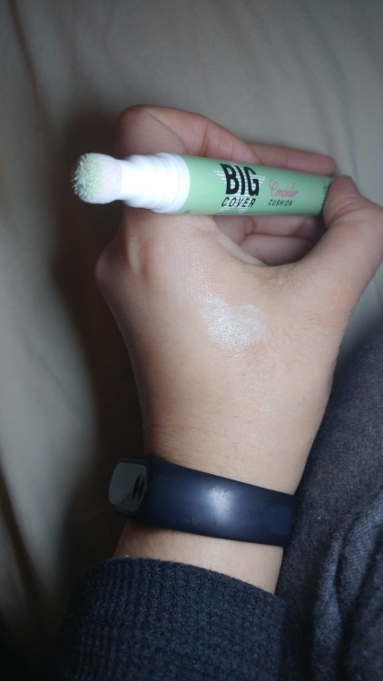 Etude house big cover cushion concealer mint5/5Good: blends well, doesn’t disappear, worksBad: sligh