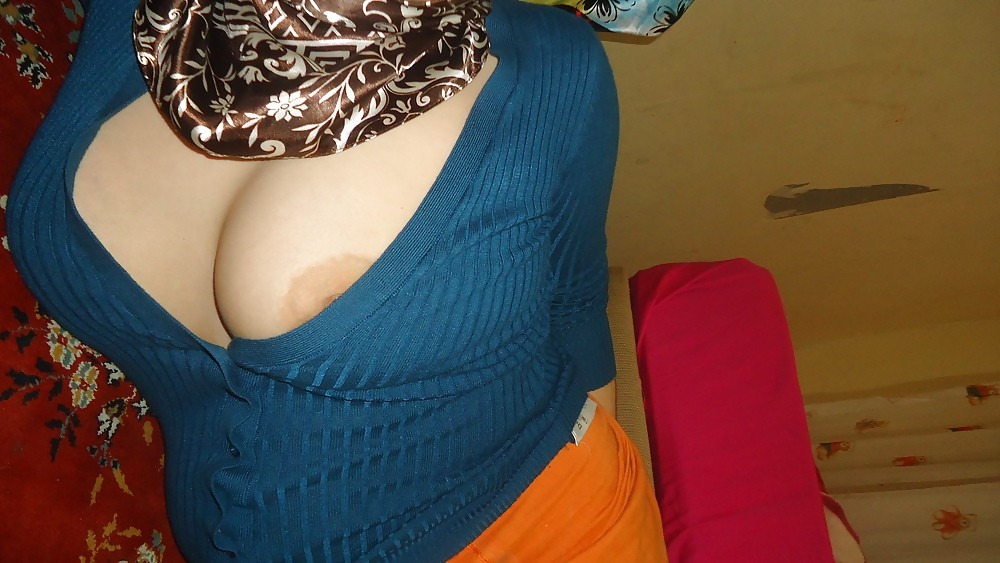 imranrasheed32:  cegarbelinbing:  Awek gila babi  Supper