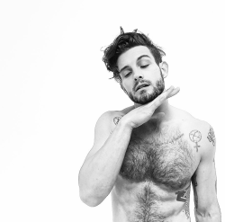 strangerwcandy:  Love the hairy chest!