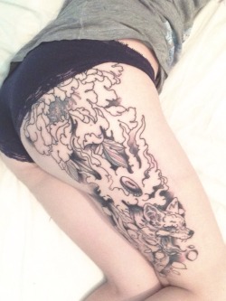 Foxytoes:  Here Is My New Flower Butt And Wolf, It’s Perfect And I Love It And