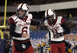 soonersblog:  After last night’s 56-28 win over West Virginia. The #Sooners have won 15 straight Big 12 Conference games, the second longest streak in program history. #oklahoma #boomersooner #collegefootball #oufootball