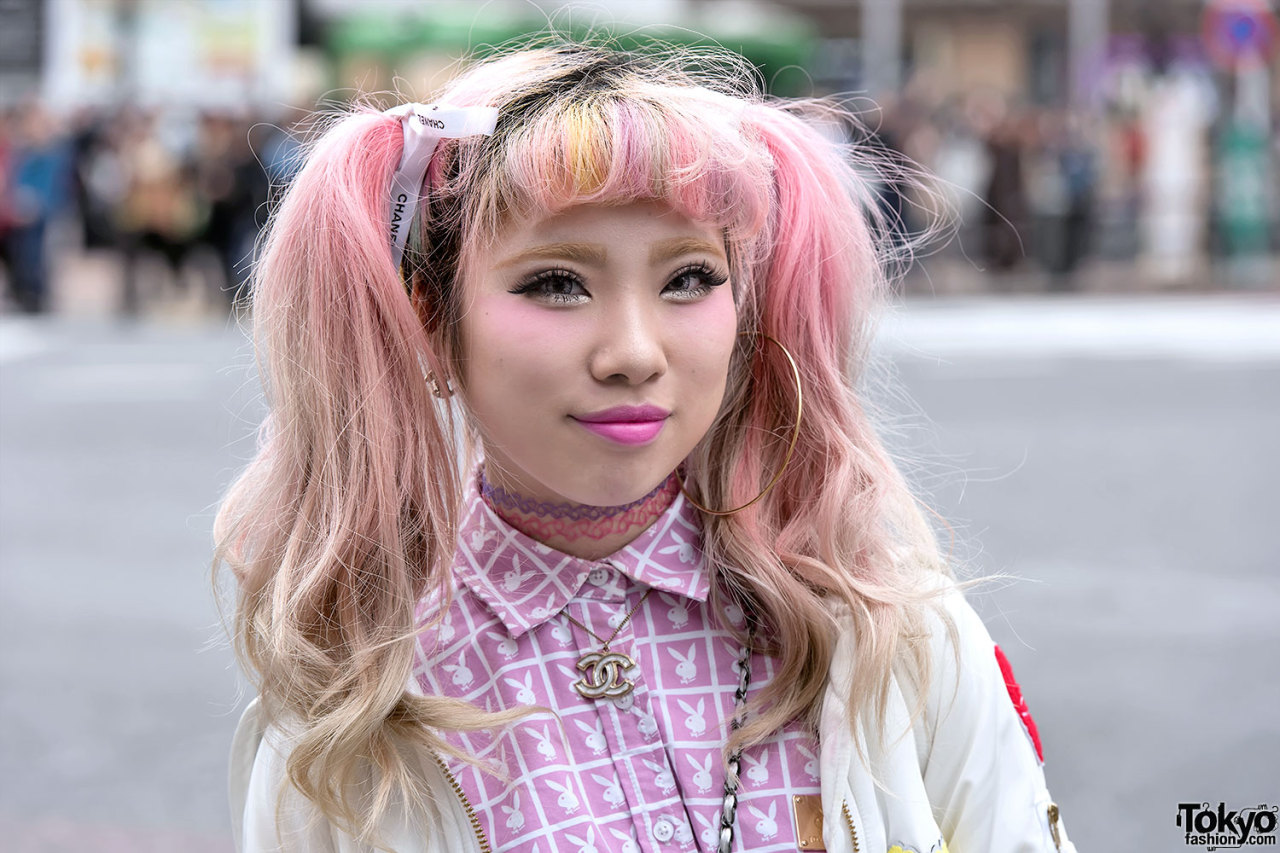 tokyo-fashion:20-year-old Koyucha at Shibuya Scramble today with a super cute pink