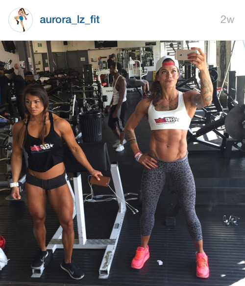 Hot Muscular Women