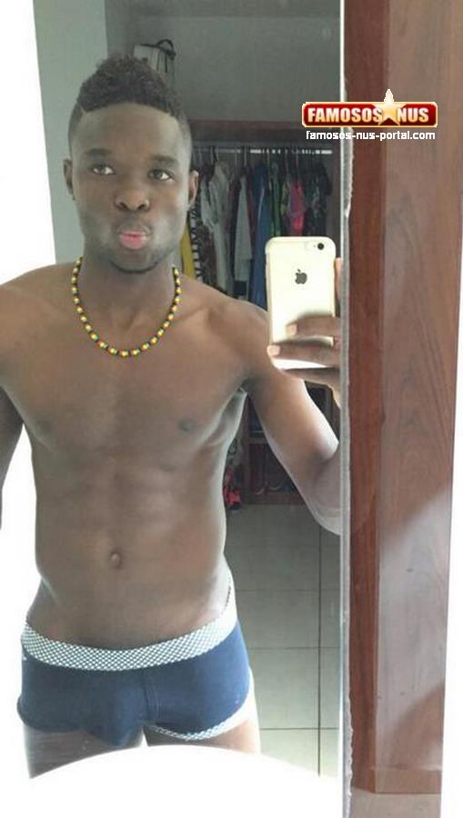 texaslove2013:  pcniggablack:  #boys / #bums / #cocks /  #bigblackdickYou like it?