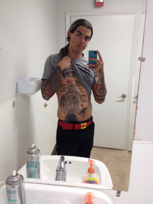 nirad:Bored selfie at work (;
