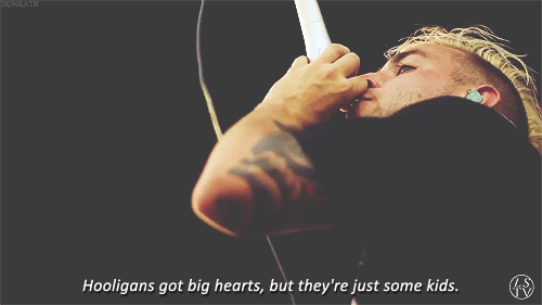 batmangirl4eva:love this song(; follow for more!!