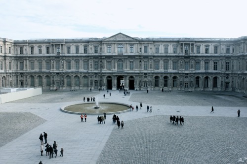 robbiefuu: Louvre Museum, Paris, FranceJanuary 2014