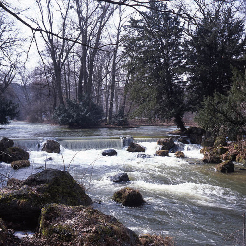 valscrapbook:  Eisbach by gp2305 on Flickr.