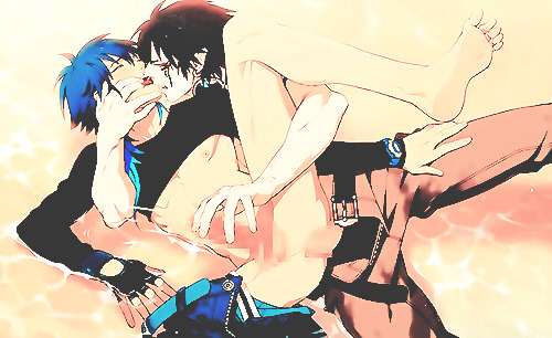 envy-and-pride:   envy-and-pride:  DRAMAtical Murder :Â Beach scene // Aoba x Ren
