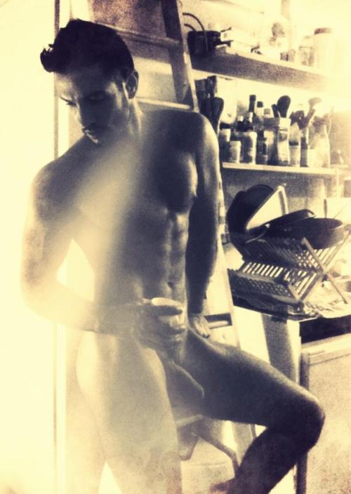 tgrade5:  pinkydemon:  Well, good morning!  Johan Akan. 