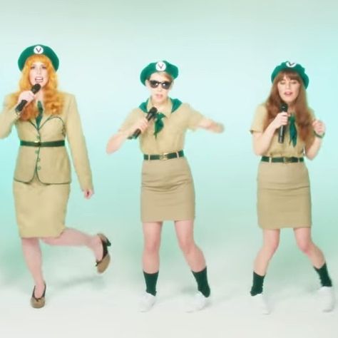 Fred Armisen, Vanessa Bayer, And More Help Jenny Lewis Recreate Her Child Actor Past For Her New VideoBefore Jenny Lewis​ was a solo artist or member of Rilo Kiley​, she was a child actor starring in such classics as The Golden Girls, Troop Beverly...