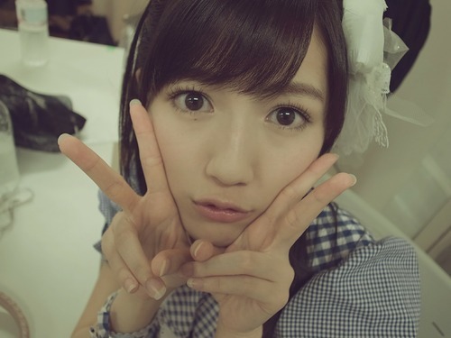 hahayoyolittlecave:  Mayu is cuttier than everything :333 