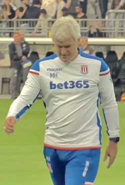 jmou10-deactivated20220809:Mark Hughes bulging in a tracksuit 🥵🍆