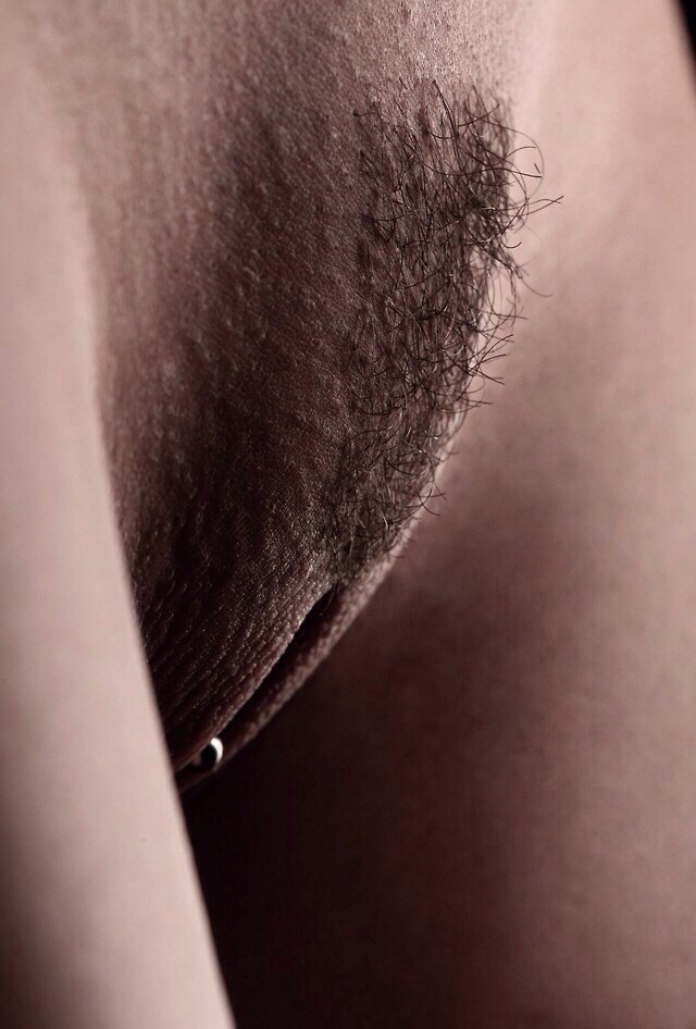 venushugellove:  Visit http://venushugellove.tumblr.com for more mons and check out