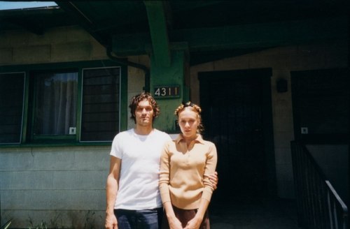 throethroe:  Vincent Gallo and Chloë Sevigny on the set of The Brown Bunny (2003)
