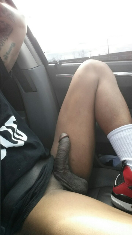 itsmeboiwonder:  I’ll ride out with you lol 😂😋😏👀   