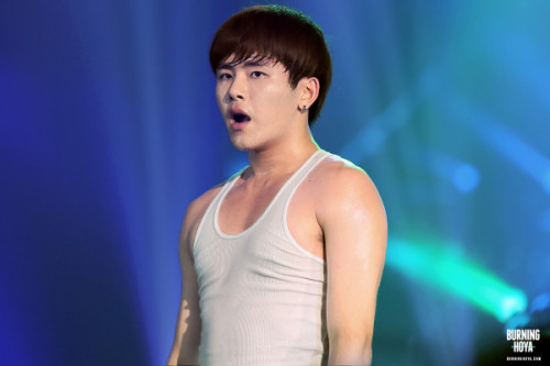 pervingonkpop:  We personally love Hoya in tank tops, even though the man himself seems to hate his shirts with burning passion.