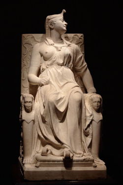 artisticinsight:   ’The Death of Cleopatra,’ 1876, by Edmonia Lewis (1844-1907)   Edmonia Lewis had so much acting against her success during her time, yet she overcame prejudice to become a highly celebrated neoclassical artist. She was born to a