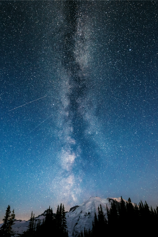 tulipnight:  Rainier Eruption by amananuraj