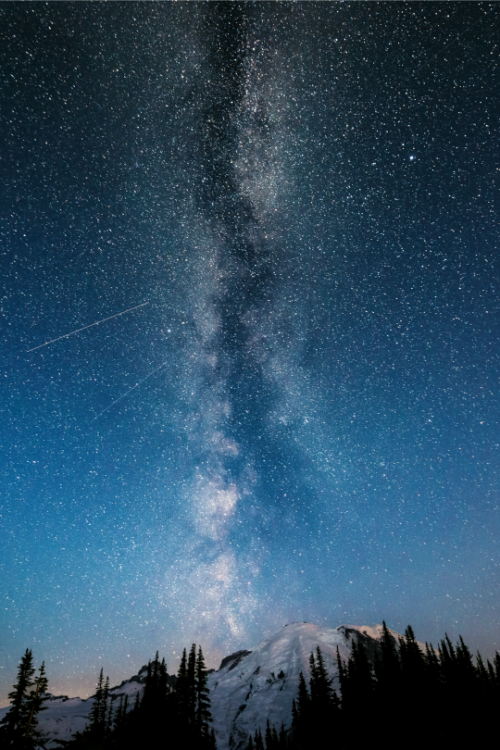 tulipnight:  Rainier Eruption by amananuraj