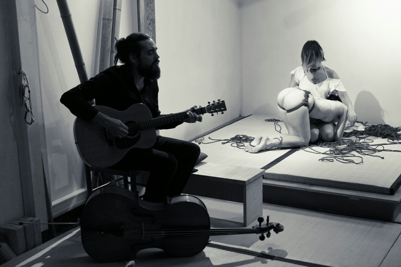 misungui:  Performance “Triangle de Cordes”  @ La Place des Cordes  (The end)