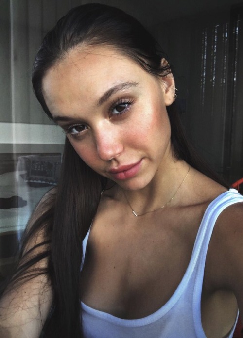 Porn gianoukos:  alexis ren photos