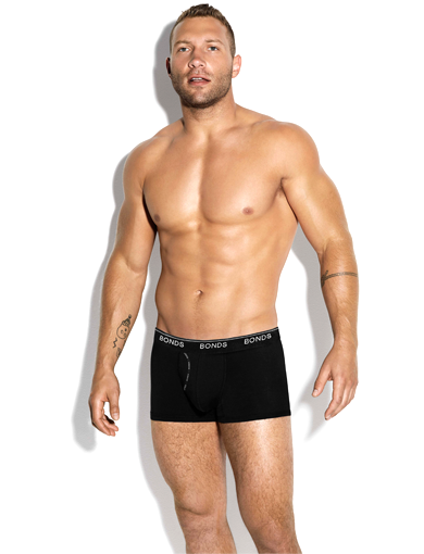 male-celebs-naked:  Jai CourtneySee more here