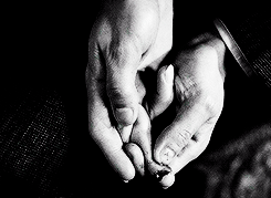 slashfilms:  “It’s just a scratch.”  Dracula (1931)  