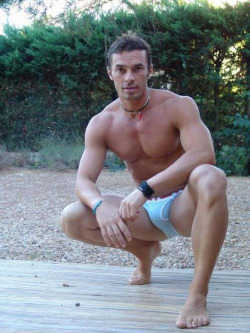 longbulge:  bulge, big bulge, men bulge,