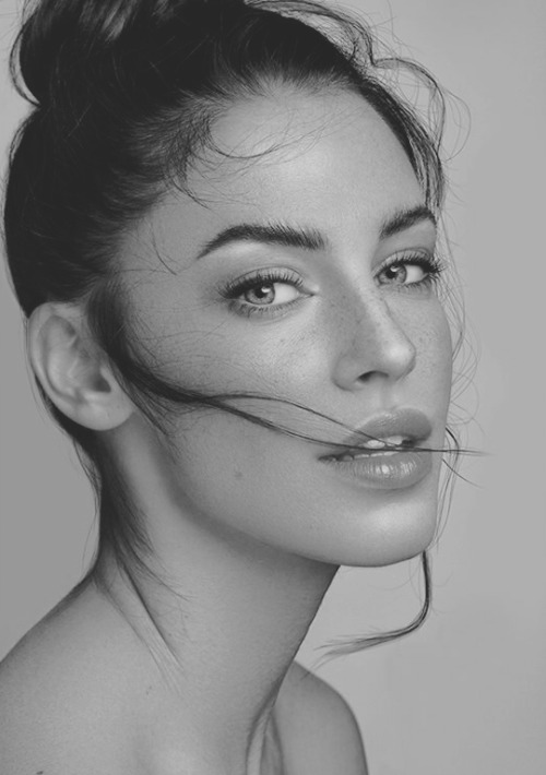 jlowndesdaily - Jessica Lowndes photographed by Ian Maxion; feb...