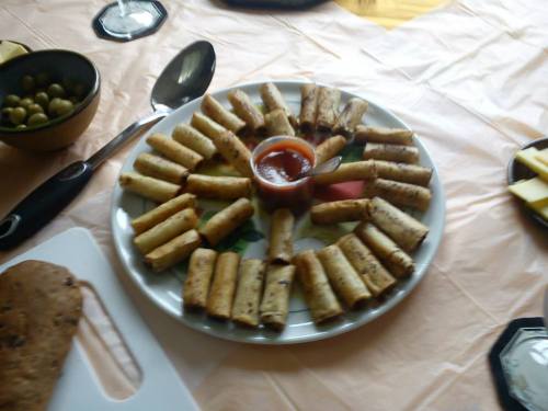 travels-and-treasures:  My home-made Lumpiang Shanghai and spicy sauce.  Looks Delicious! Wish I could eat some.