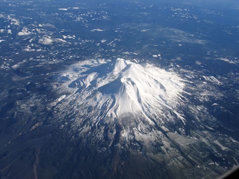 Mount Shasta.This active 4322 metre stratovolcano towers over the northern California landscape, and