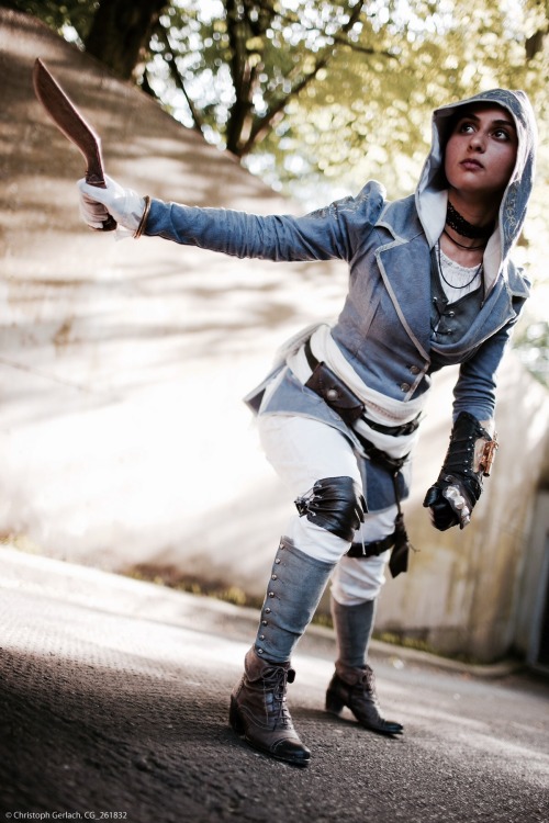 thenightbeforelast:  Old Evie Frye made and worn by me.Photo: Christoph Gerlach,foto.cgerlach