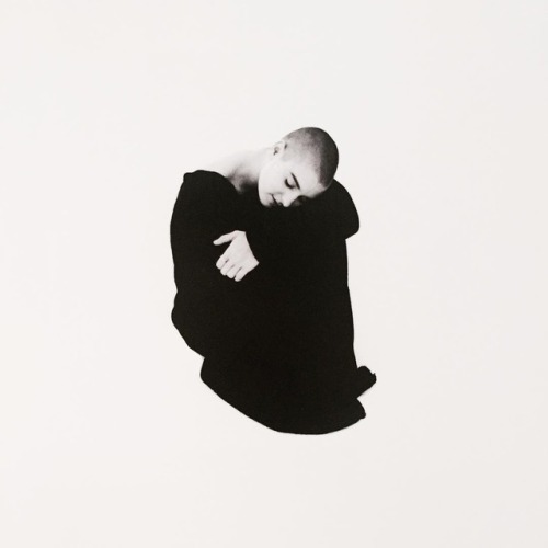 Porn photo jinxproof:  Sinead O'Connor | © Mark Borthwick