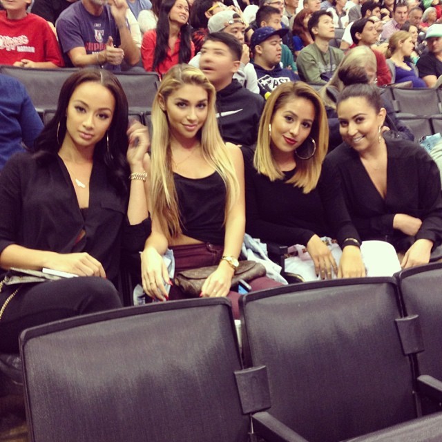 g0ldenmermaid:  🏀 #fineassgirls 