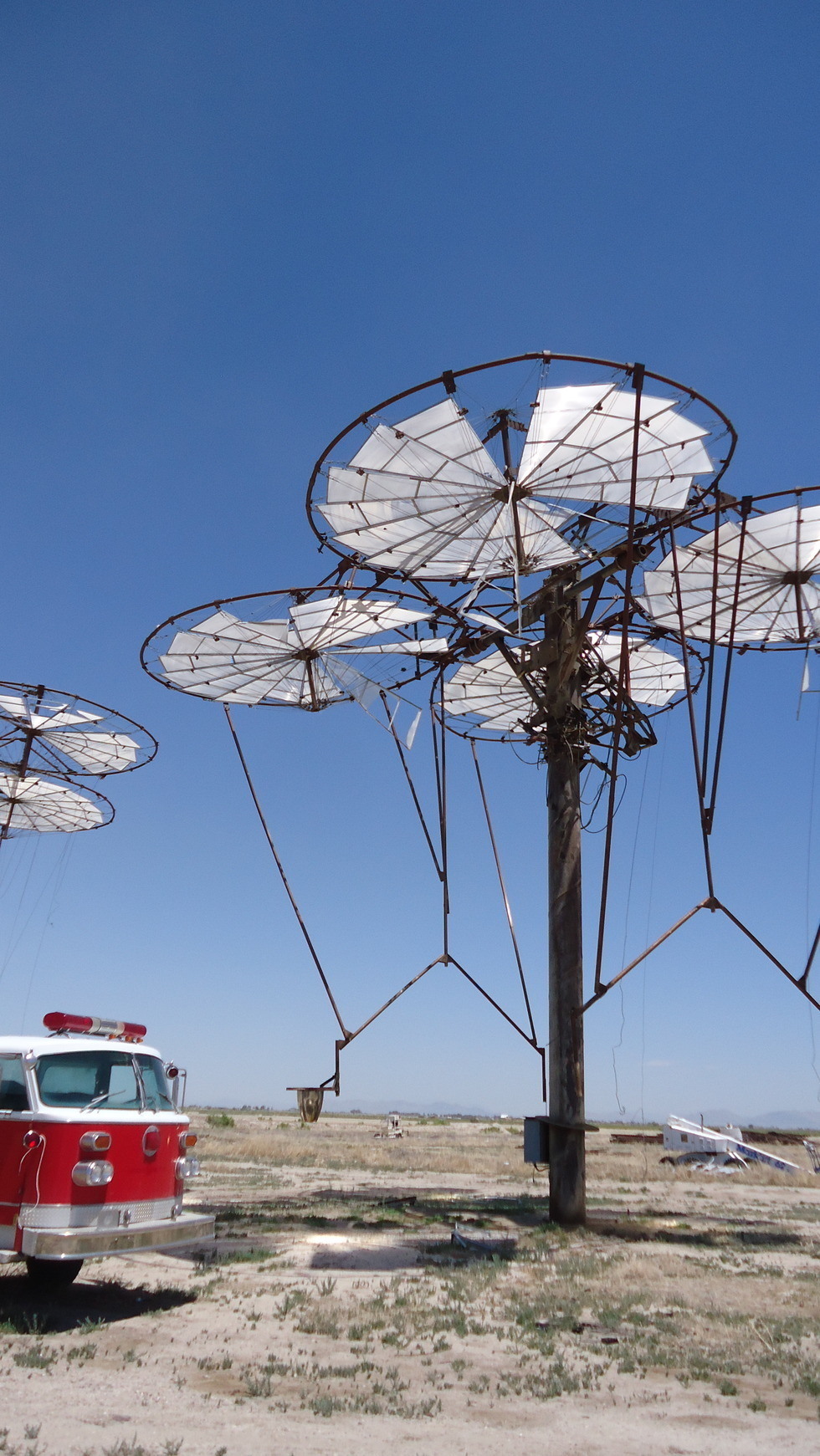 atlasobscura:  Delta Solar Ruins - Delta, Utah Along a lonely stretch of Utah desert