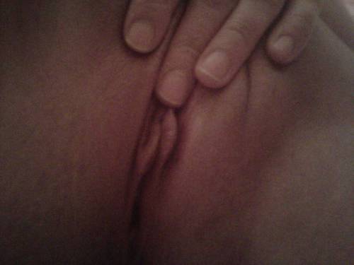 c9j22i11s28:  My tight little pussy….the mrs.
