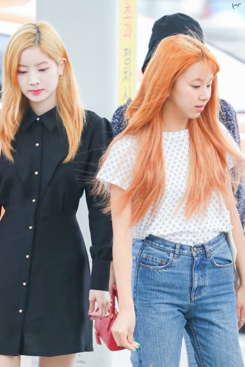 Twice - Airport Fashion - Summer 2018   Follow Viviane Fashion for more K-Style