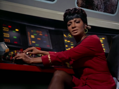 plaidshirtjimkirk: [[ Star Trek Advent Calendar ]] [[ day 6 ~ favorite crew member ]] Nyota Uhura, S