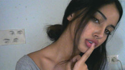 sexuallthrill:  follow her shes following back http://thugmufffin.tumblr.com now!!