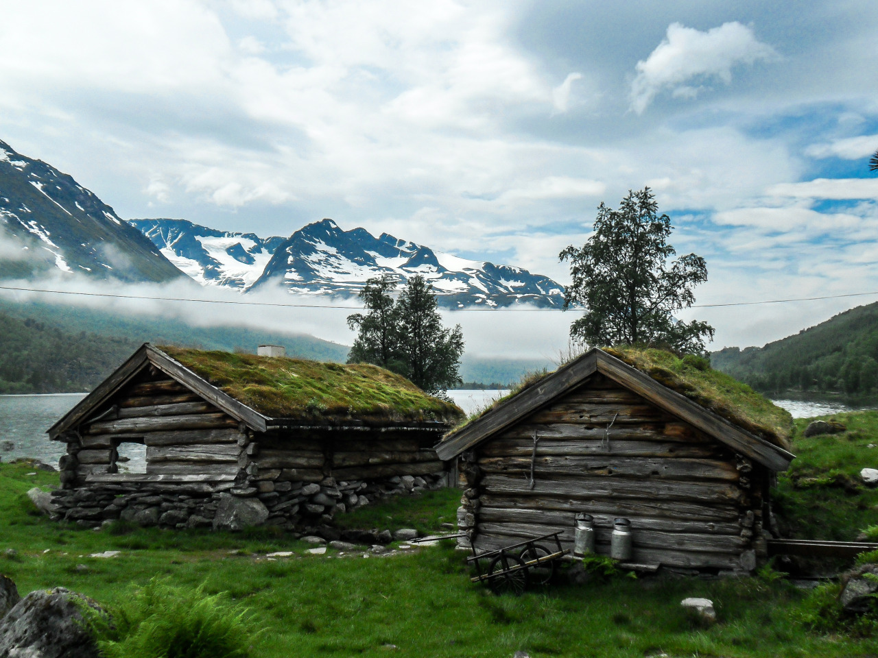 lensblr-network:  Innerdalen, Norway • One LoBe by One LoBe  (eboleno.tumblr.com)