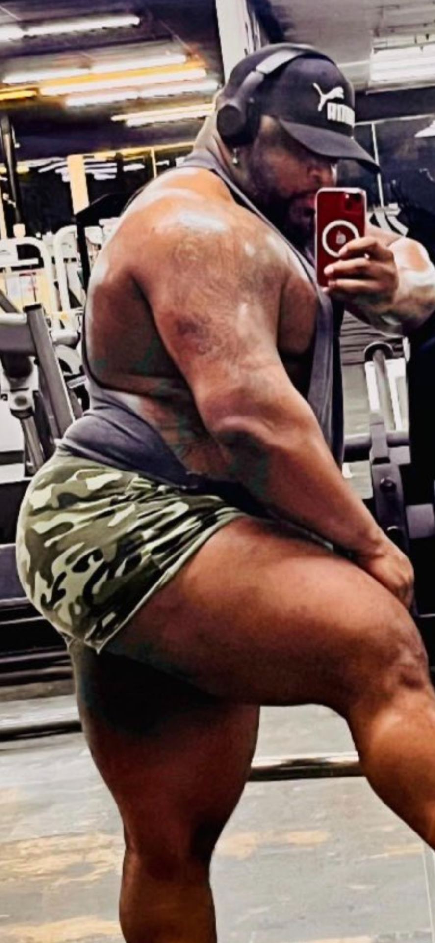 vmatts423:@flexing_scorpio looking like a black hulk. Time to smash 