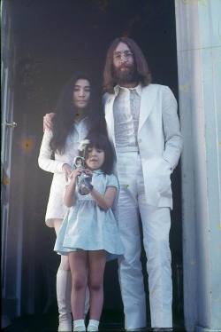 sandyquintans:  John, Yoko & Kyoko, 1969