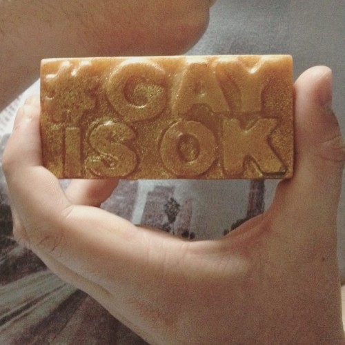 #GayIsOk There is nothing wrong with who you are. You are magnificent. You are sparkly. You are beautiful & powerful. And no matter who you love you deserve equality.❤️💛💚💙💜 Thank you @lushcosmetics @lushkitchen for creating this campaign.