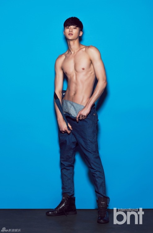 XXX chinkoheartschinko:  Byeon Woo Seok @kplus/sun photo