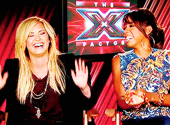 alyciadebnam:  Demi understanding a joke a million years later 